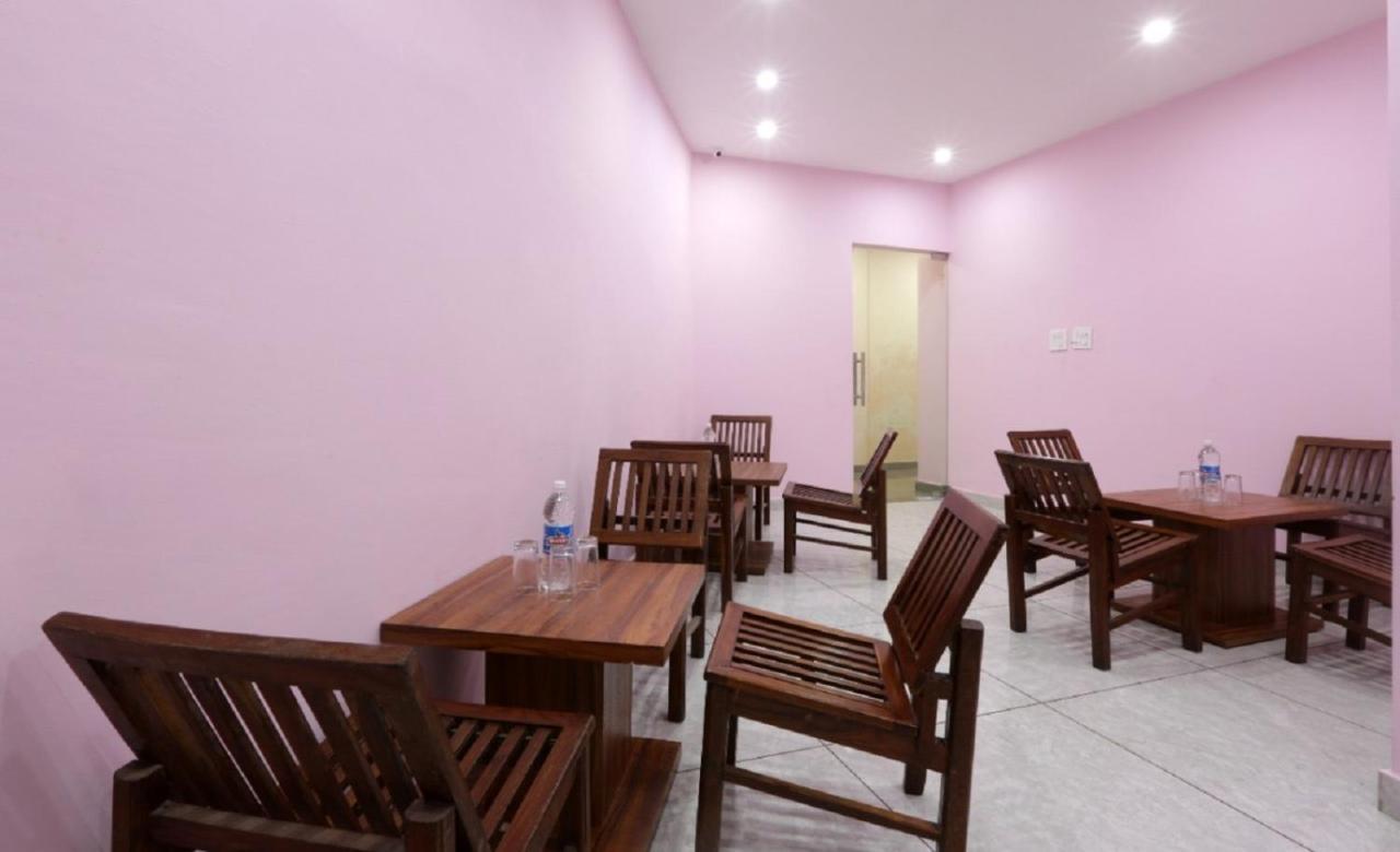 Hotel Katra Grand Luaran gambar
